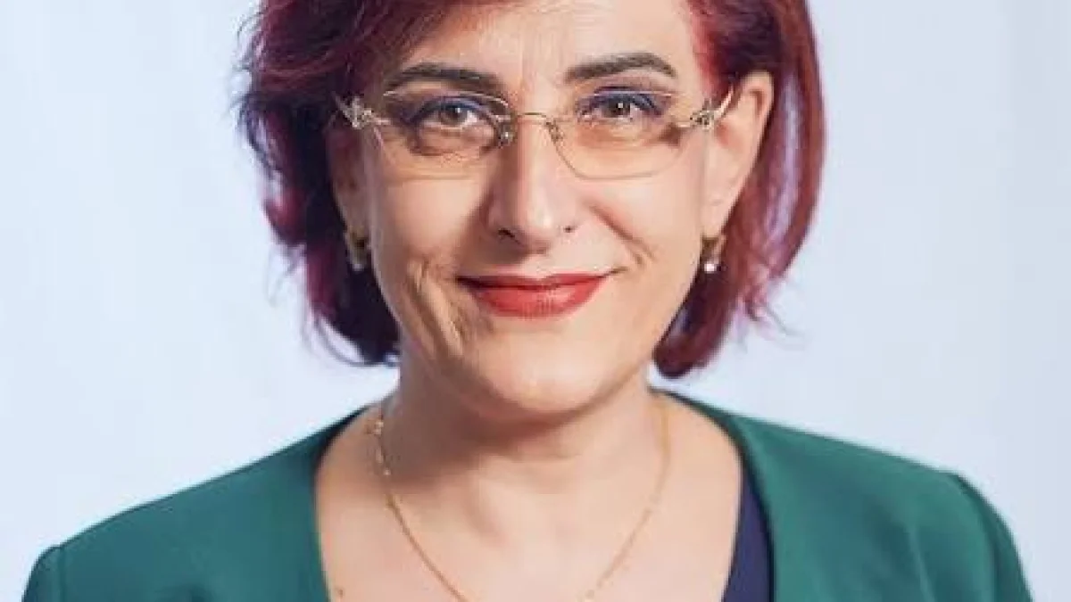 UNAS organizează cursul EMC „Reabilitarea orală de la A la Z: clasic versus modern", susținut de Prof. Univ. Dr. Norina Consuela Forna