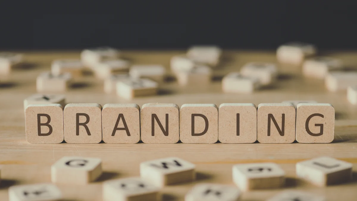 Branding pentru clinici dentare: cum te diferențiezi?